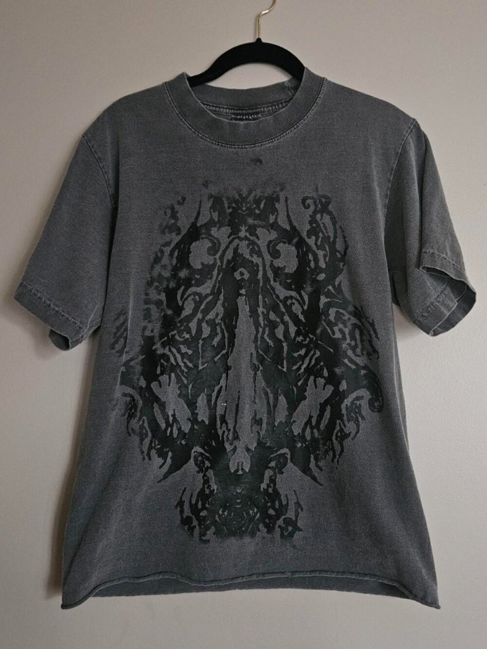 Vtg Shaka Wear Small Graphic Tee 100% HW Cotton Cyber Streetwear